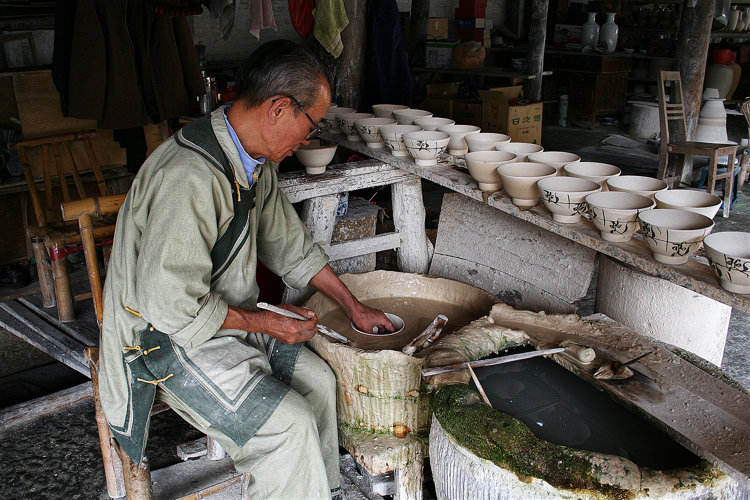 Glasierer im Guyao Museum, Jingdezhen